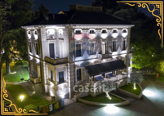 Appartamento in residenziale in Via Roma 1