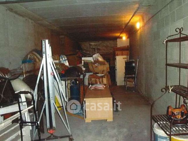 Garage/posto auto in residenziale in Via Privata Colico 12