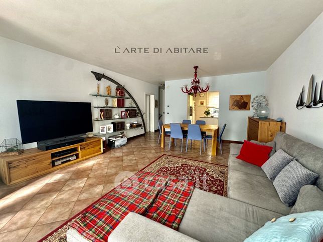 Villetta a schiera in residenziale in Via Vittorio Alfieri 45