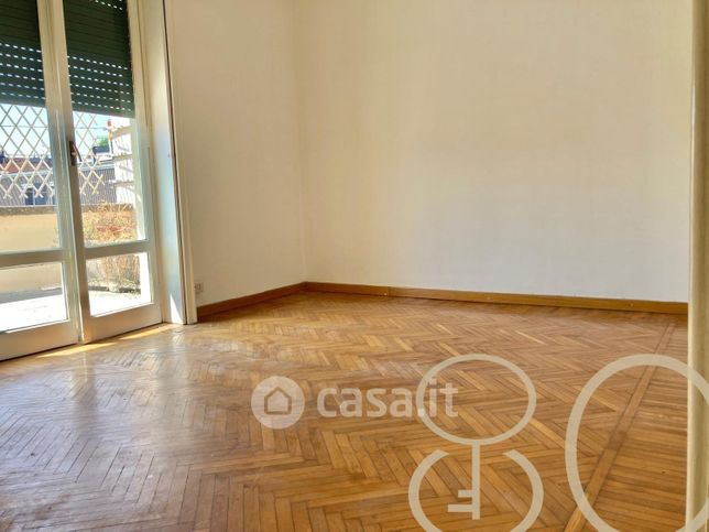 Appartamento in residenziale in Via Astolfo 12