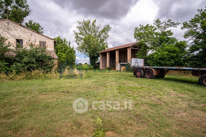 Rustico/casale in residenziale in Via Zampeschi