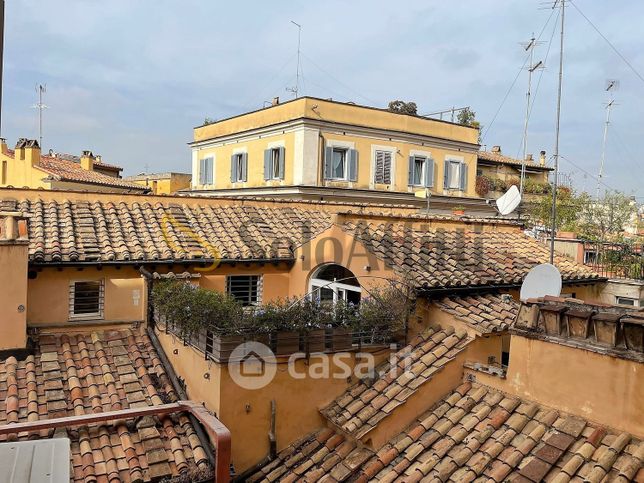 Appartamento in residenziale in Via della Panetteria 45