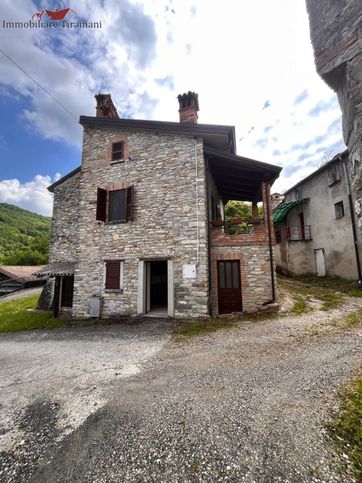 Rustico/casale in residenziale in 