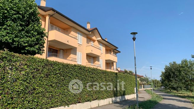 Appartamento in residenziale in Via Ticino 89