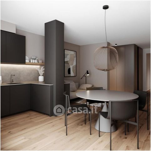 Appartamento in residenziale in Via Colonna