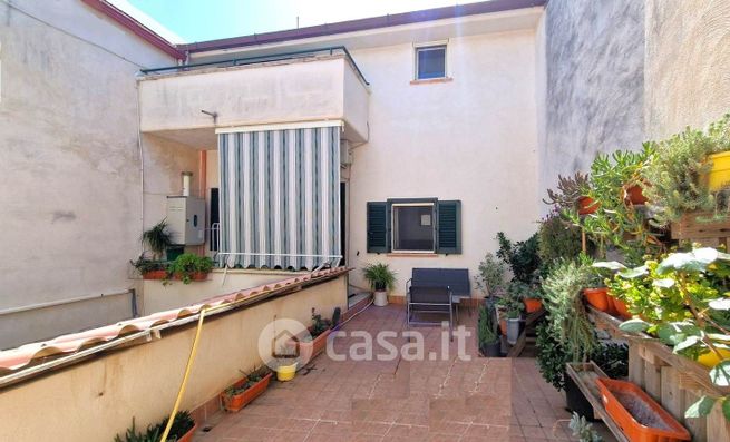 Casa indipendente in residenziale in Via Vittorio Emanuele