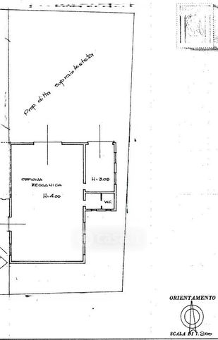 Capannone in commerciale in Via Stazione