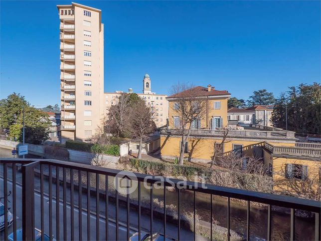 Appartamento in residenziale in Via Aliprandi 13