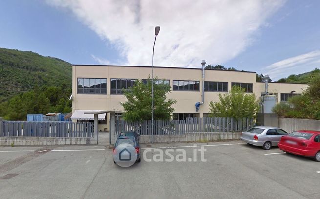 Capannone in commerciale in Strada Provinciale 77 - Dagnano