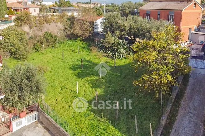 Terreno edificabile in residenziale in Via di Lunghezza 1