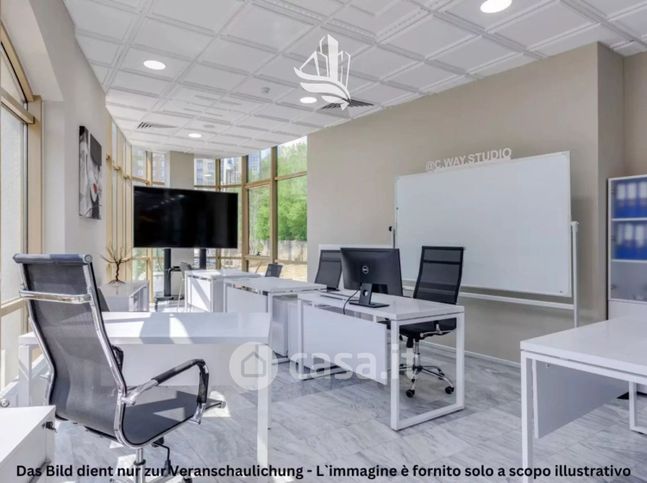 Ufficio in commerciale in Viale Druso