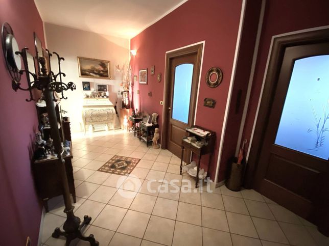 Appartamento in residenziale in Via Thures 32