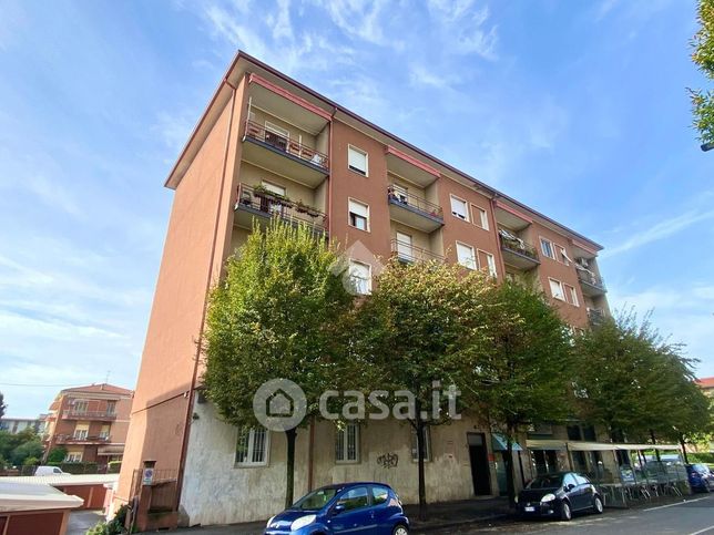 Appartamento in residenziale in Quartiere G. C. Abba Via Settima 49