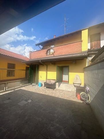 Casa indipendente in residenziale in Strada Cattabrega