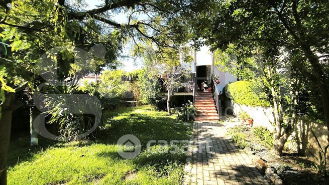 Appartamento in residenziale in Via Giulio Cesare 34