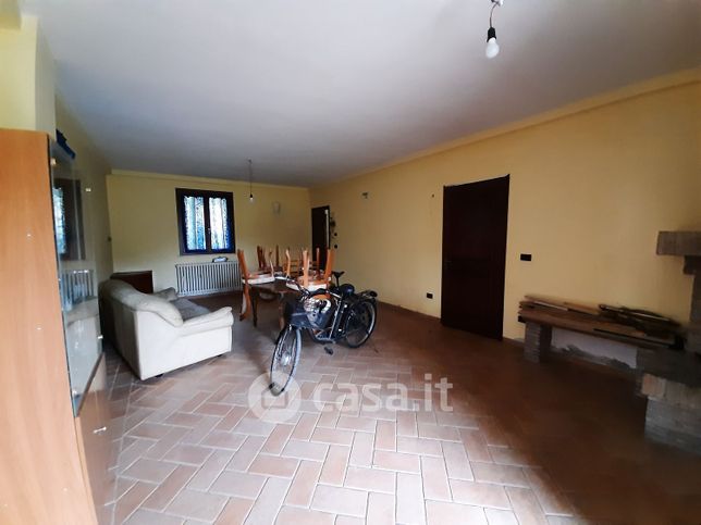 Appartamento in residenziale in Strada provinciale cavallara 49