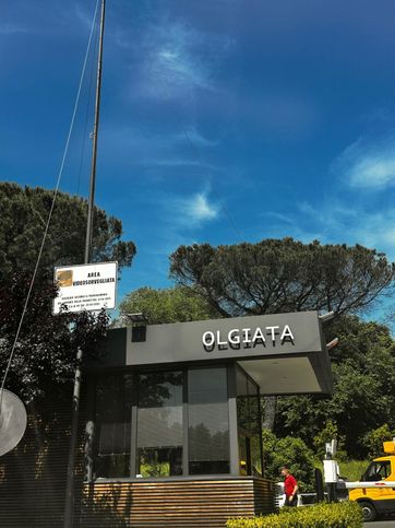 Box/posto auto in residenziale in Largo dell'Olgiata 15