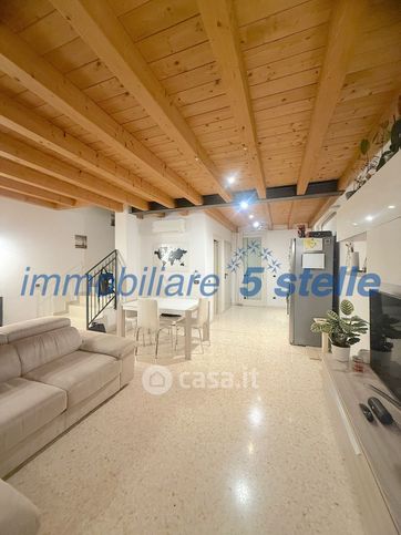 Villetta a schiera in residenziale in 