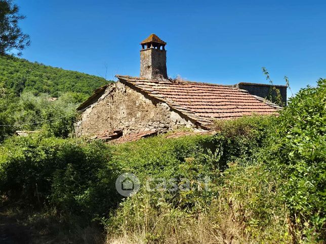 Rustico/casale in residenziale in Centro Abitato Terontola Alta