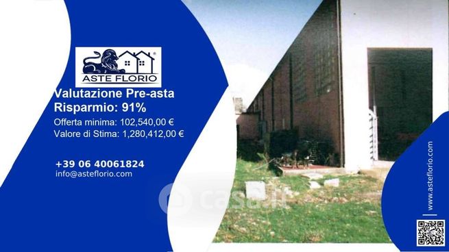 Capannone in commerciale in Strada Comunale Maddalena 1