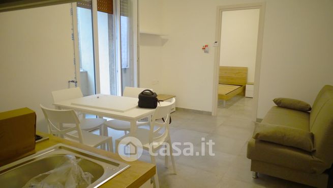 Appartamento in residenziale in Via Castellazzo 25