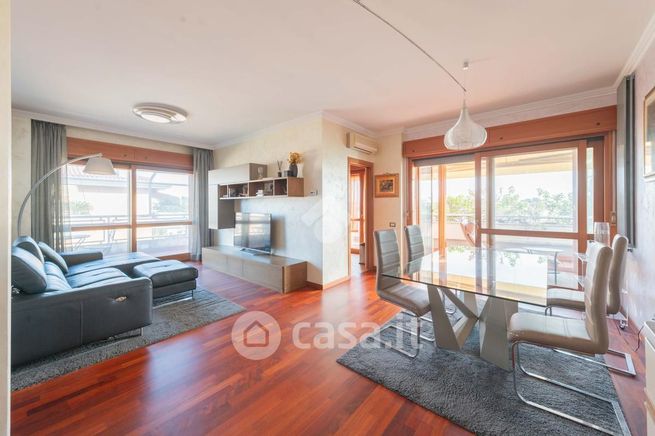 Attico/mansarda in residenziale in Via Pietro Ubaldo Angeletti