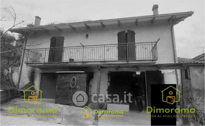 Appartamento in residenziale in Via Genga 2