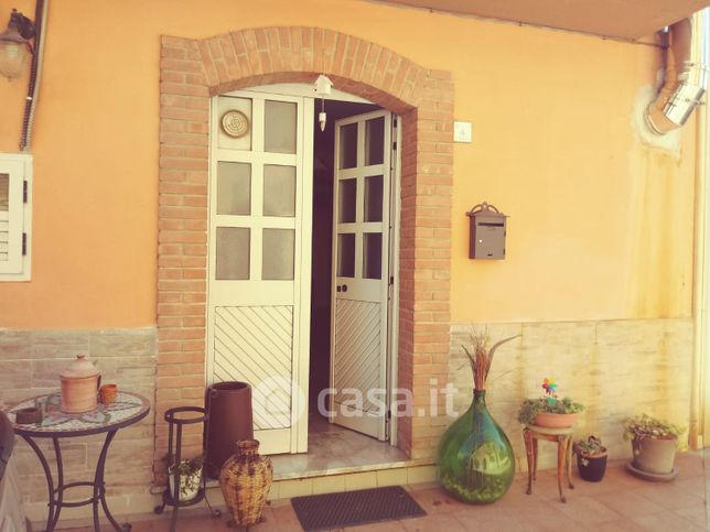 Casa indipendente in residenziale in san tommaso