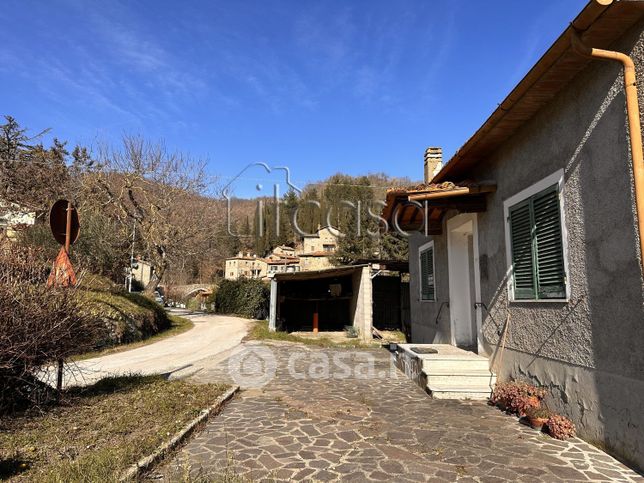 Casa indipendente in residenziale in Località alla Piera Ponte 39