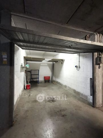 Box/posto auto in residenziale in Via Angelo Mosso