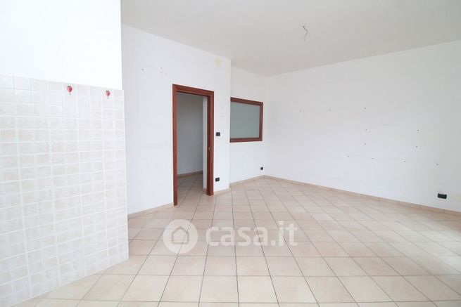 Appartamento in residenziale in Via Savigliano 11