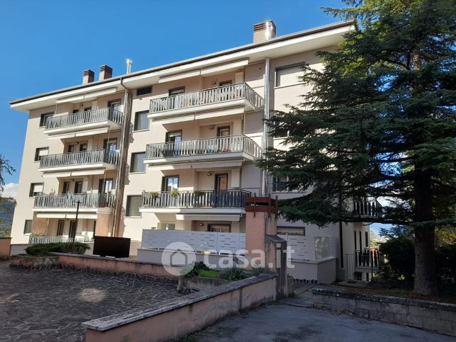 Appartamento in residenziale in Via Monte Velino