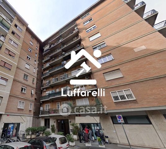 Appartamento in residenziale in Via Giuseppe Veronese 57