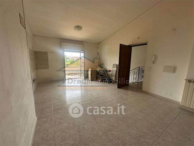 Appartamento in residenziale in Via signorelli