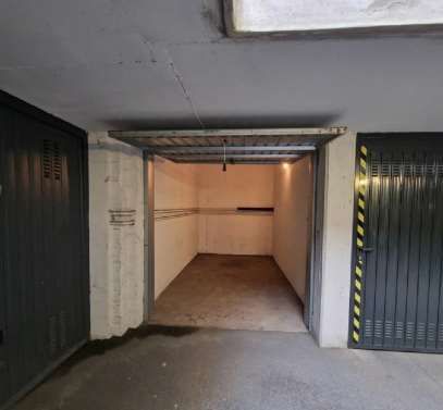 Garage/posto auto in residenziale in Via Valtellina 62