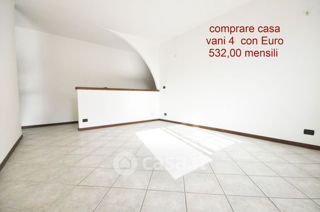 Appartamento in residenziale in Strada Statale 1 49
