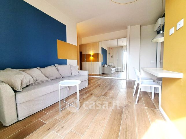 Appartamento in residenziale in Via Padana Superiore 263