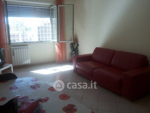 Appartamento in residenziale in Via Arturo Calza 12