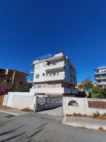 Casa indipendente in residenziale in Via IV Novembre