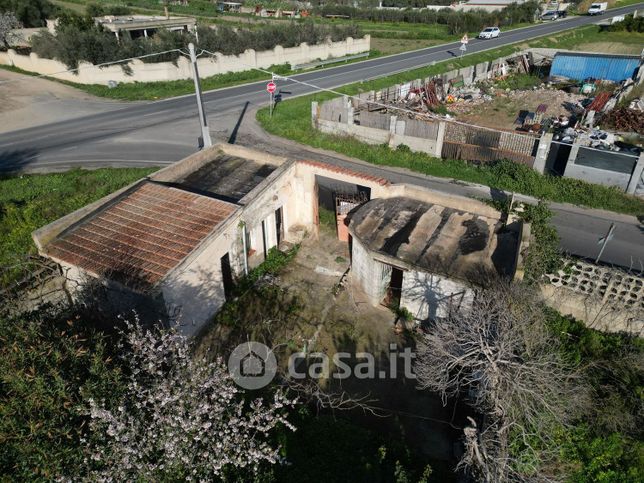 Rustico/casale in residenziale in Via Is Ammostus 2