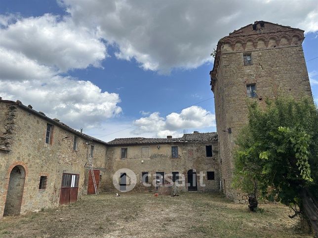 Rustico/casale in residenziale in 