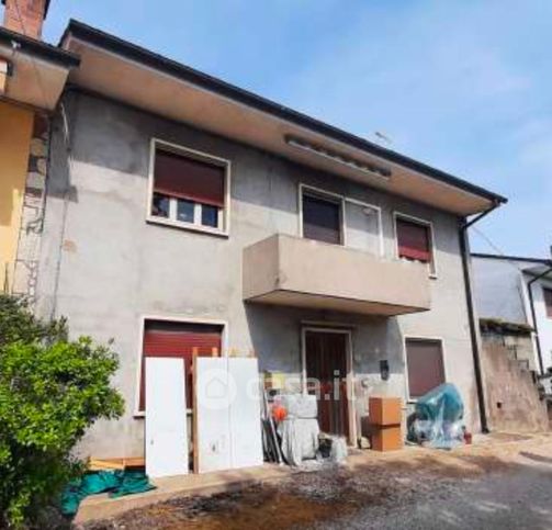 Appartamento in residenziale in Via Croce di Pietra