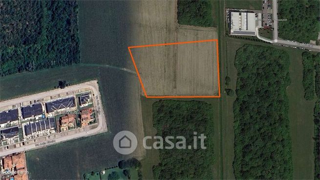 Terreno agricolo in commerciale in Via Anita Ribeiro 21