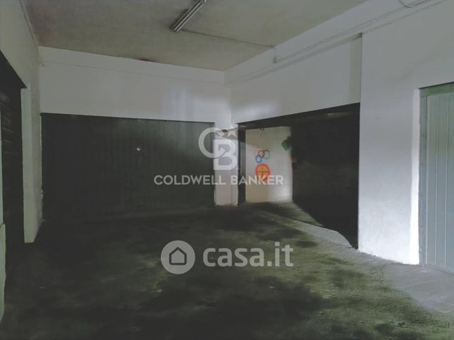 Box/posto auto in residenziale in Viale Odorico da Pordenone 7