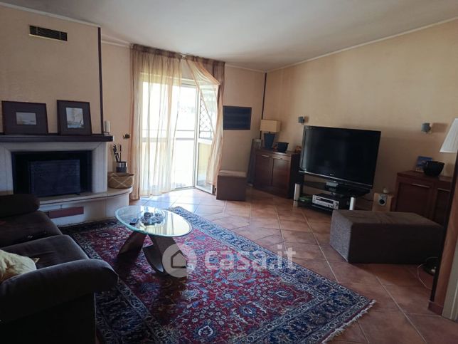Appartamento in residenziale in Via delle Querce 14