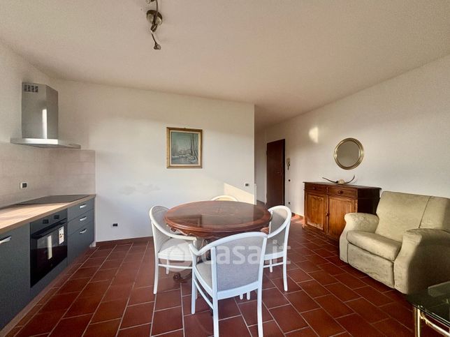 Appartamento in residenziale in Via Giosuè Carducci 14