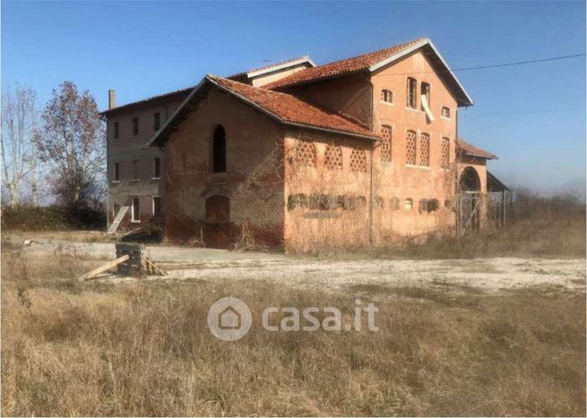 Rustico/casale in residenziale in Viale Don Luigi Sturzo