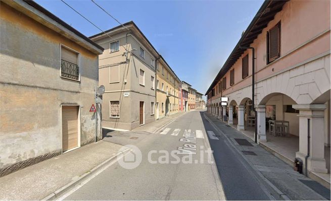 Casa indipendente in residenziale in Vicolo Serico 4