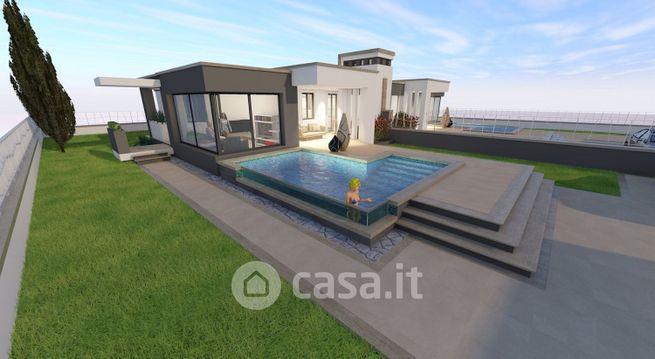 Casa bi/trifamiliare in residenziale in Via della Chiusa 74 /2
