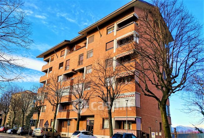 Appartamento in residenziale in Via F. Petrarca 100